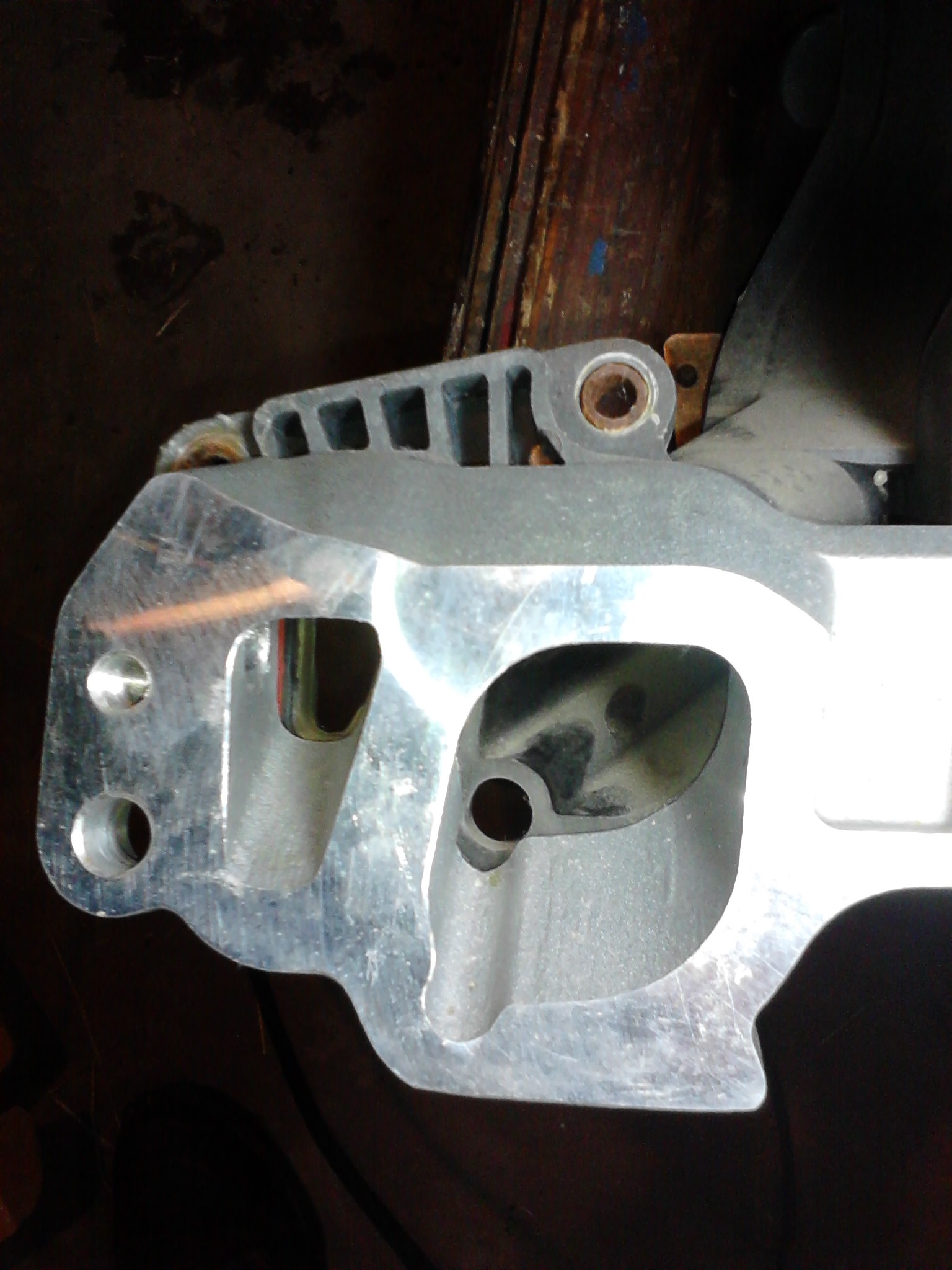 Intake spacer - manifold side 1.jpg