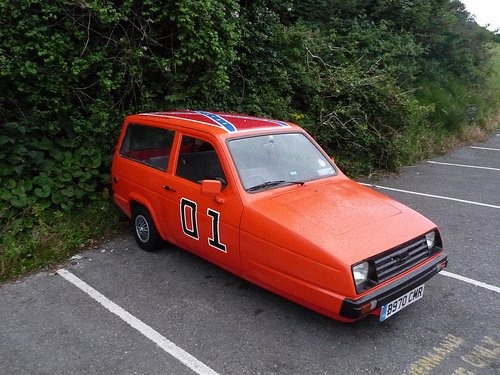 Reliant Robin - General Lee.jpg